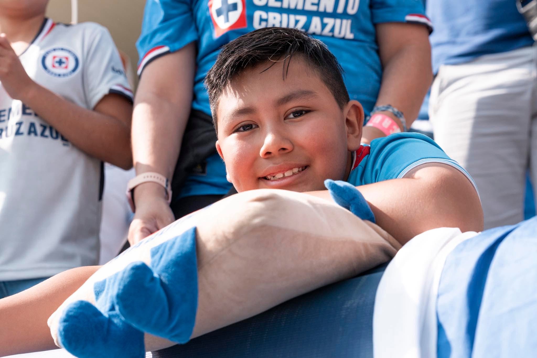 Cruz Azul en la comunidad